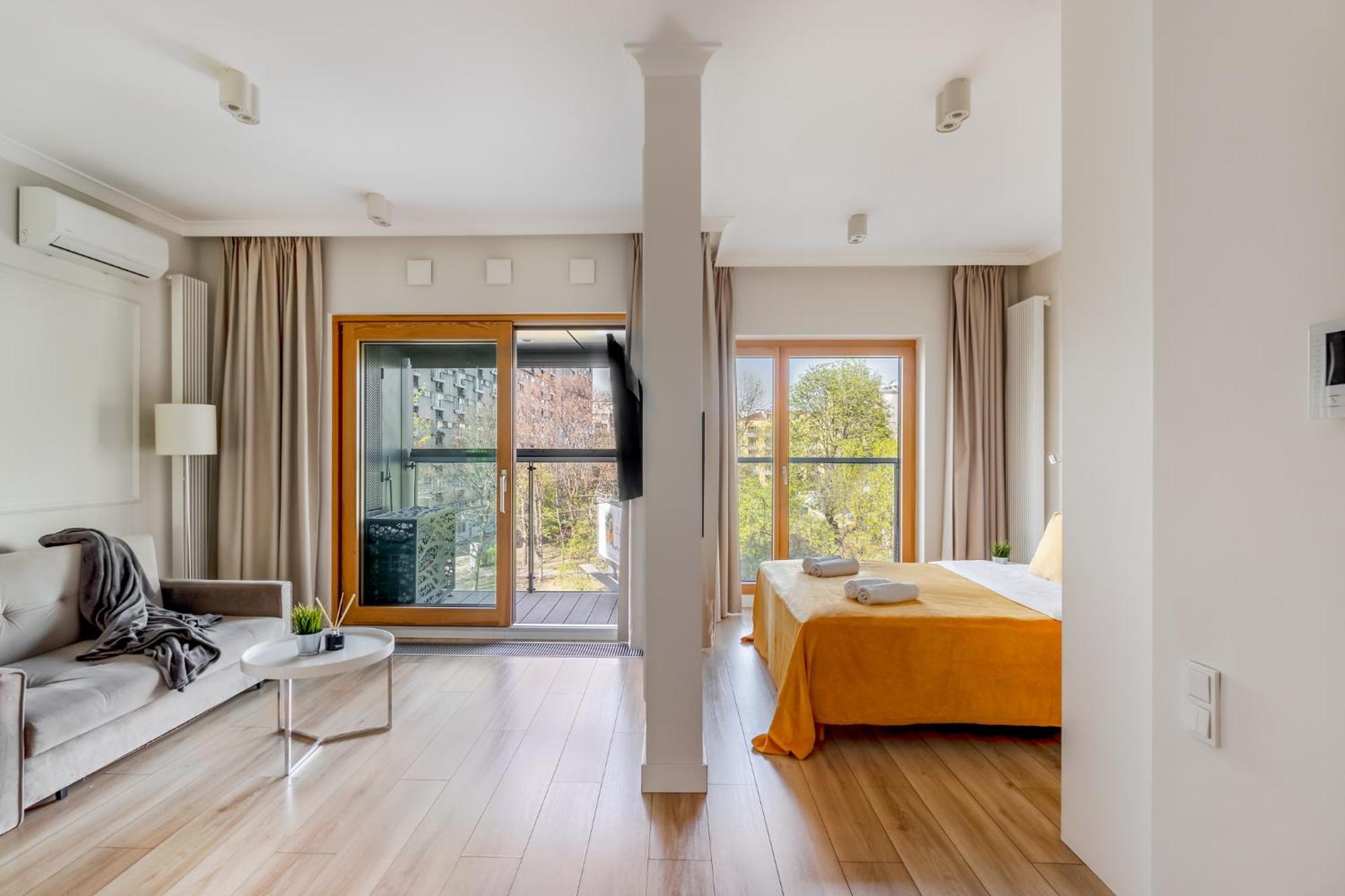 Golden Apartments -City Center - Mennica Residence Варшава Екстер'єр фото